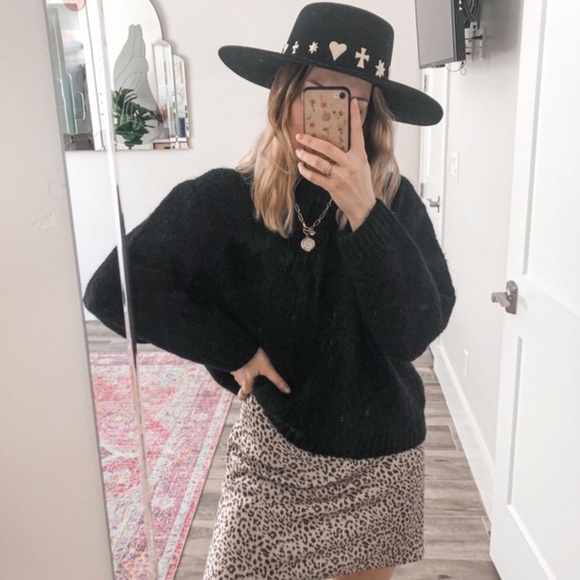 ❌SOLD❌ ZARA Black Oversized Wool Blend Sweater - Picture 2 of 7